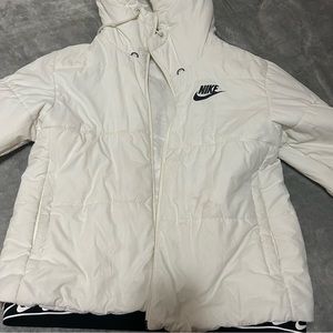 NIKE white puffy coat size large